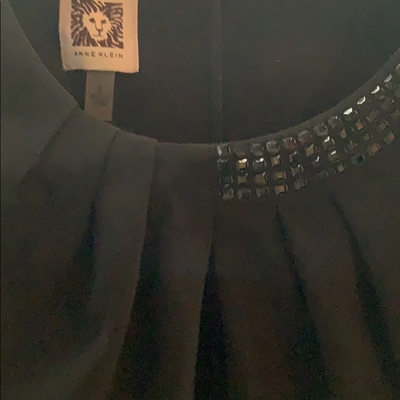Black Sleeveless Anne Klein Dress - Picture 5 of 5